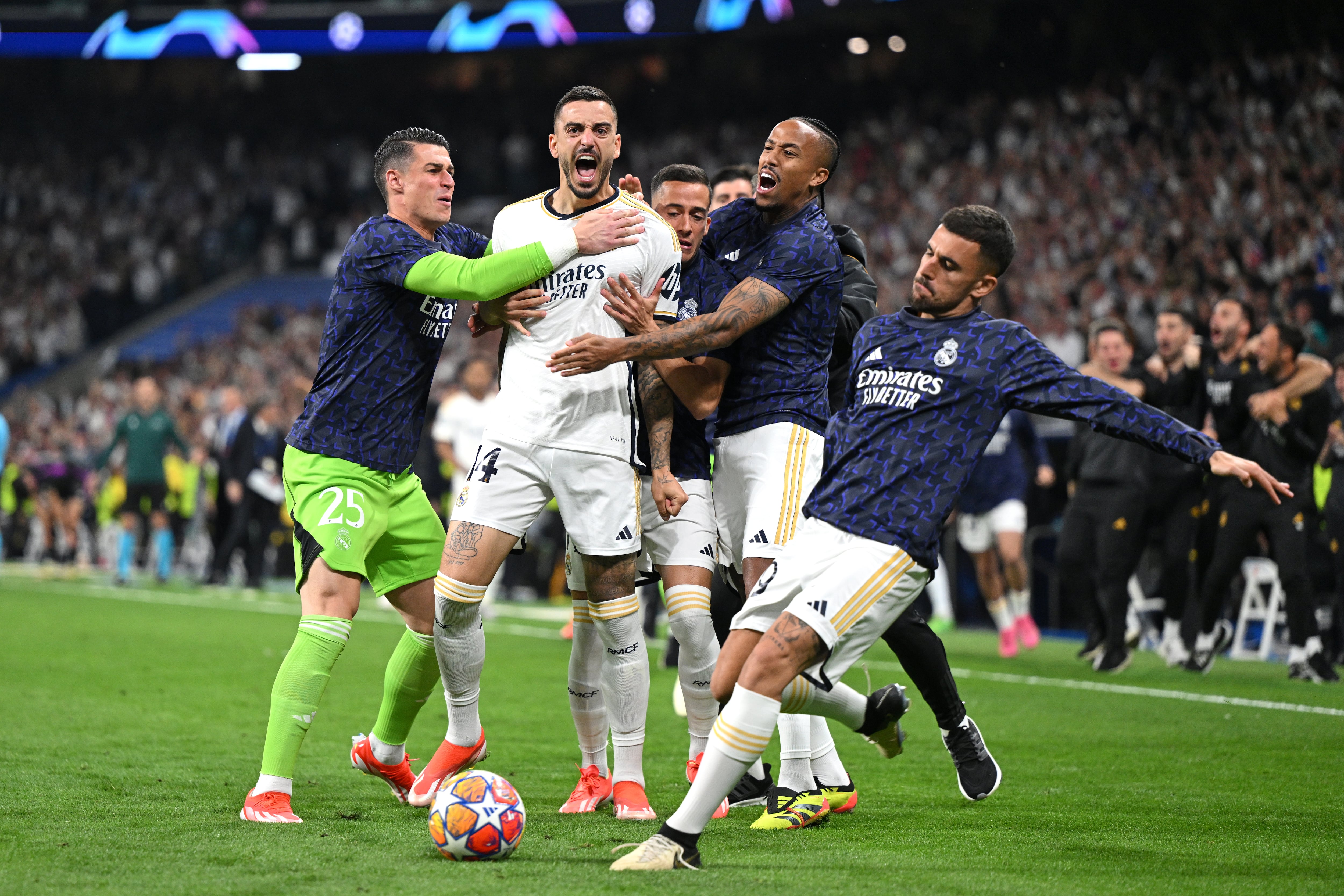 Joselu celebra su segundo tanto ante el Bayern de Múnich en la semifinal