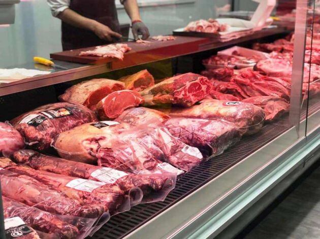 Expositor de carnes en Jupe