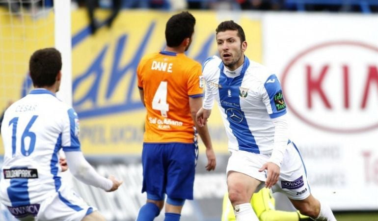 Lázaro marcó el 2 a 0 definitivo.