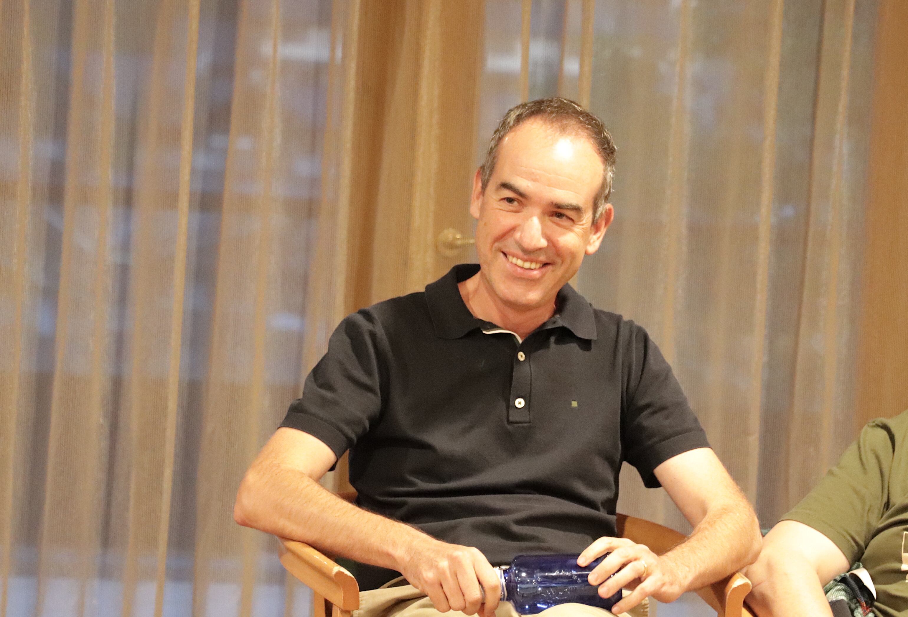 Jordi Alcobé durant el comitè parroquial demòcrata d'aquest diumenge.