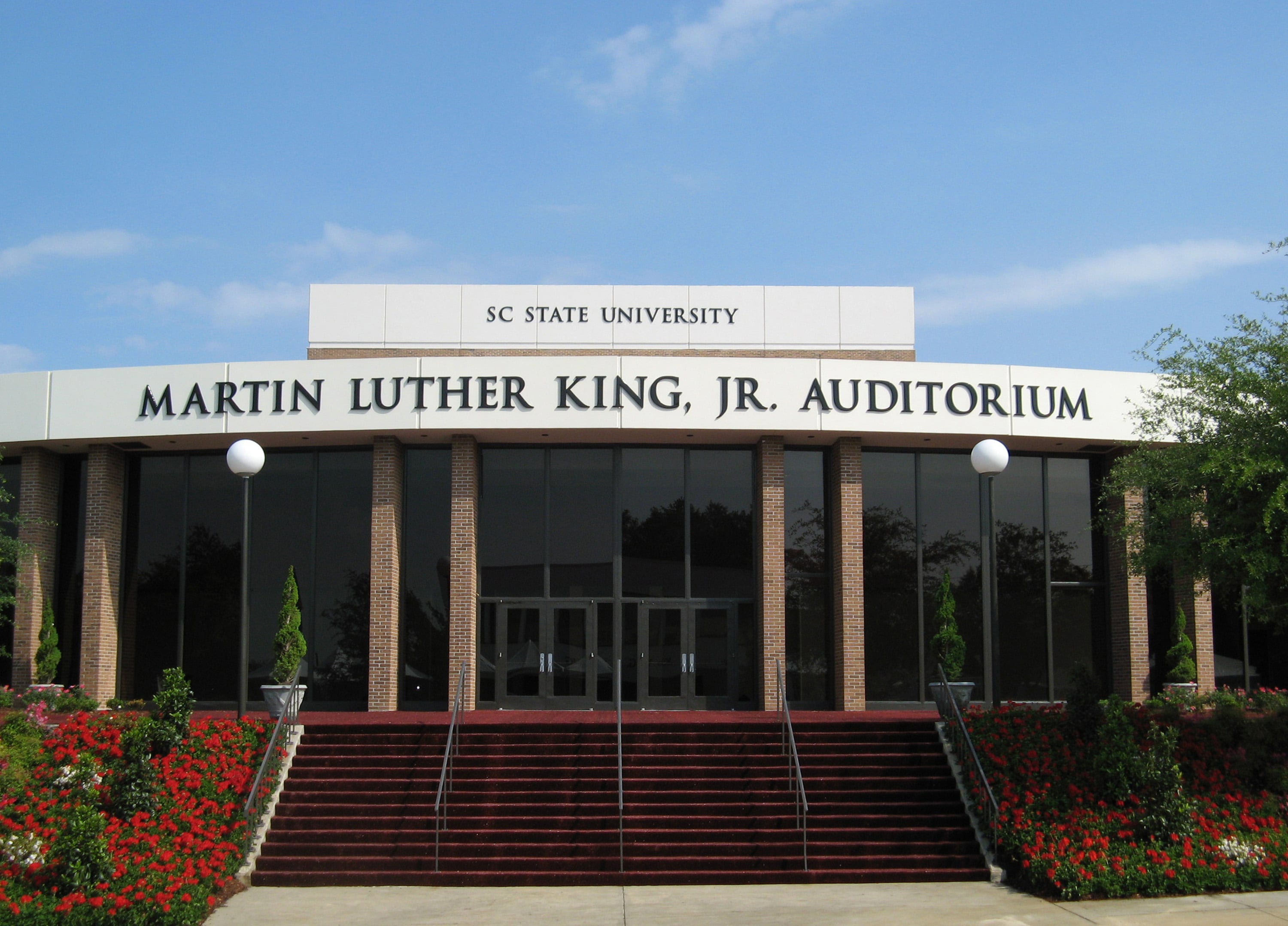 Una imagen del campus de la Universidad Estatal de Carolina del Sur.
