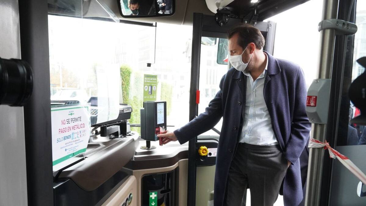 Ya están operativos en todas las líneas de AUVASA los nuevos mecanismos de pago