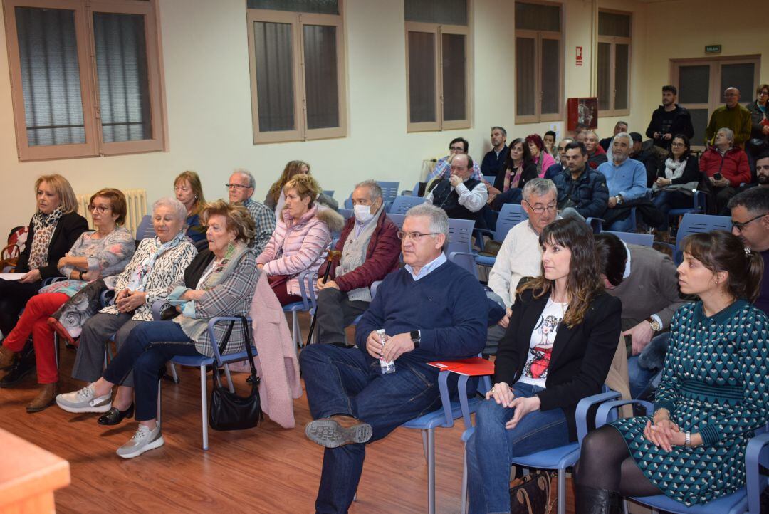 Imagen de archivo de la asamblea donde fue elegido secretario general Ildefonso Sanz (en primera fila)