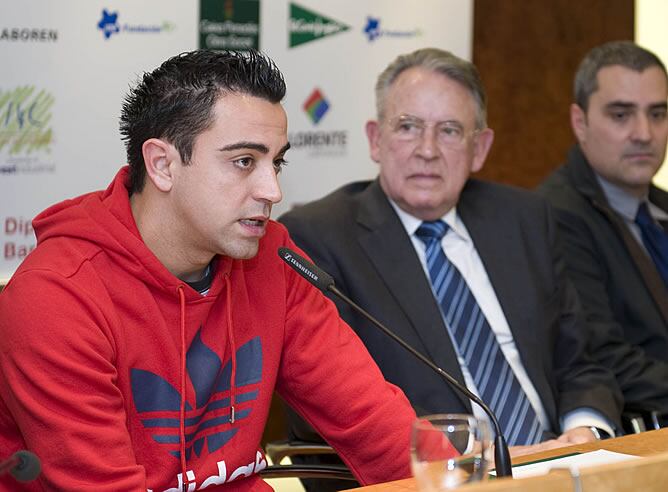 Xavi, durante el acto solidario