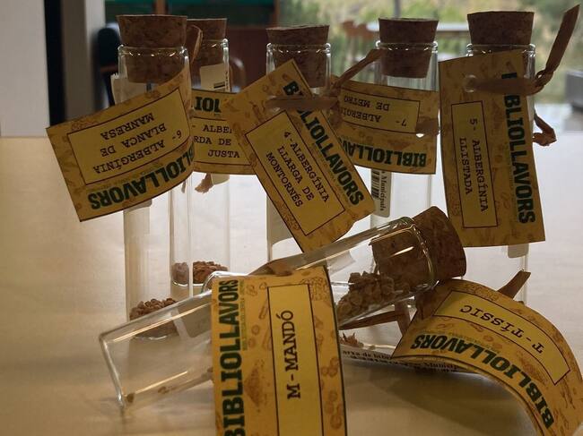 Llavors que s'ofereixen a aquesta biblioteca de Collserola