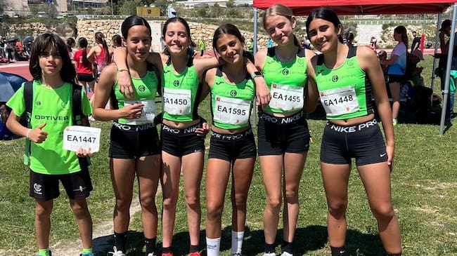 Buen papel de los jóvenes atletas del C. A. Elda