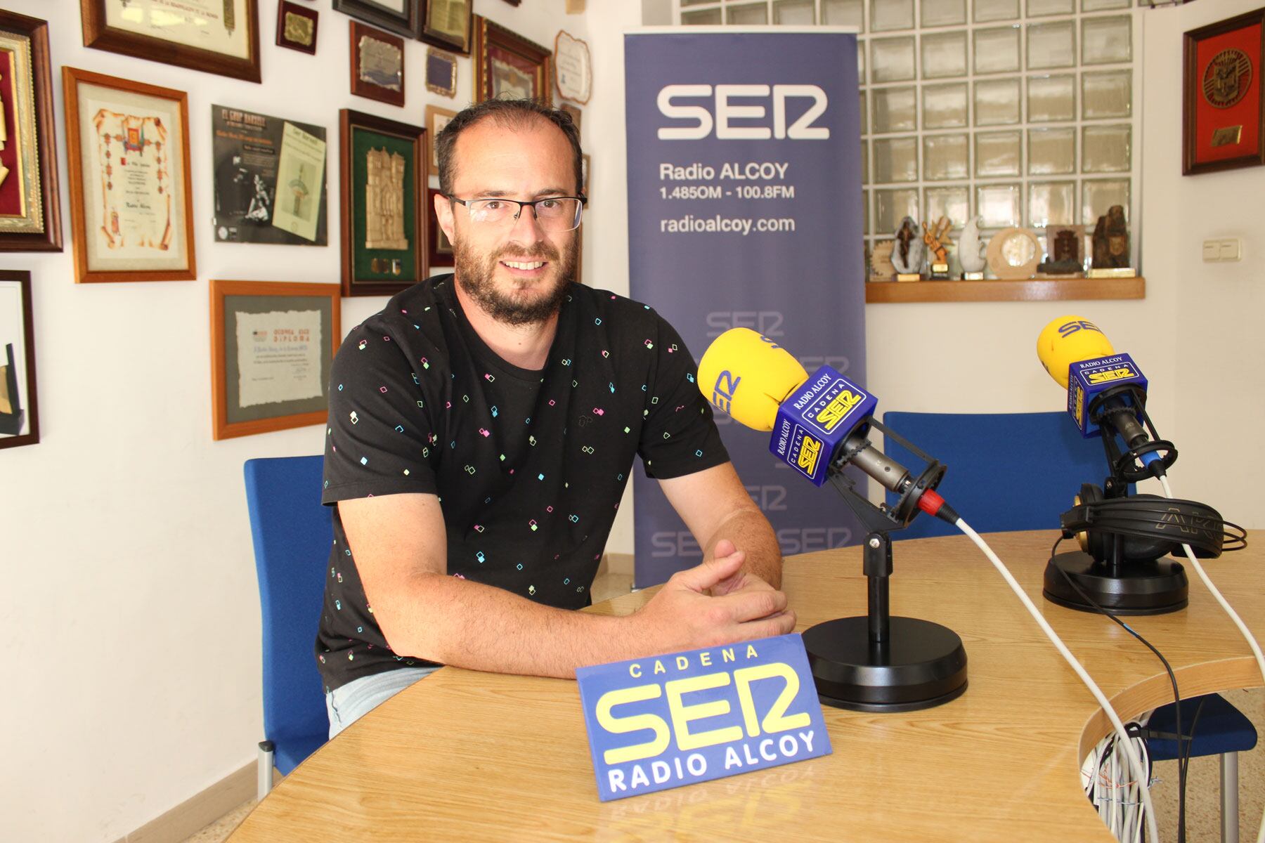 Tono Belda, coordinador de actividades culturales del Campus de Alcoy de la Universidad de Alicante