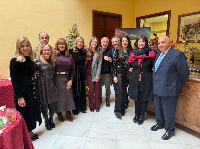 La plantilla de Radio Jerez durante el Especial Navidad 2025