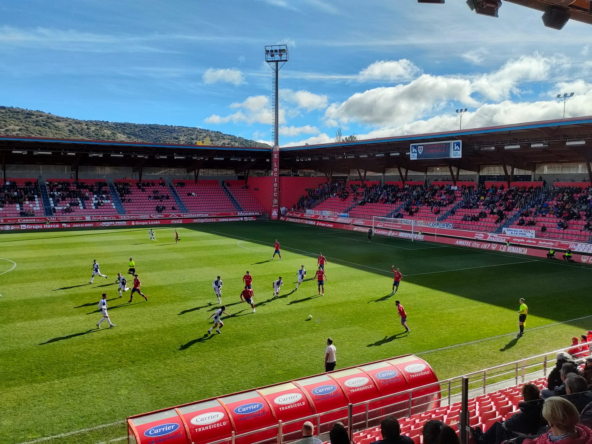 El Numancia y el Sabadell firmaron tablas en la mañana de domingo en Los Pajaritos.