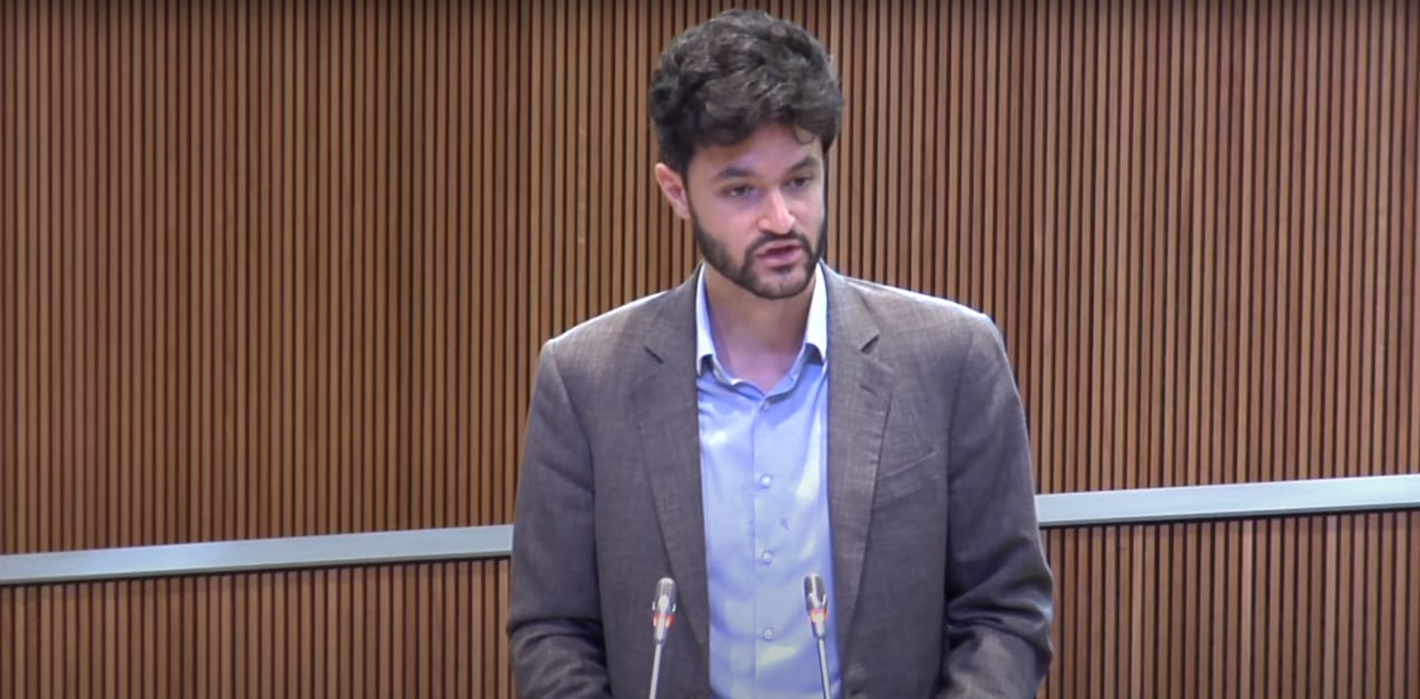 Cerni Escalé durant la seva intervenció al discurs d'investidura.