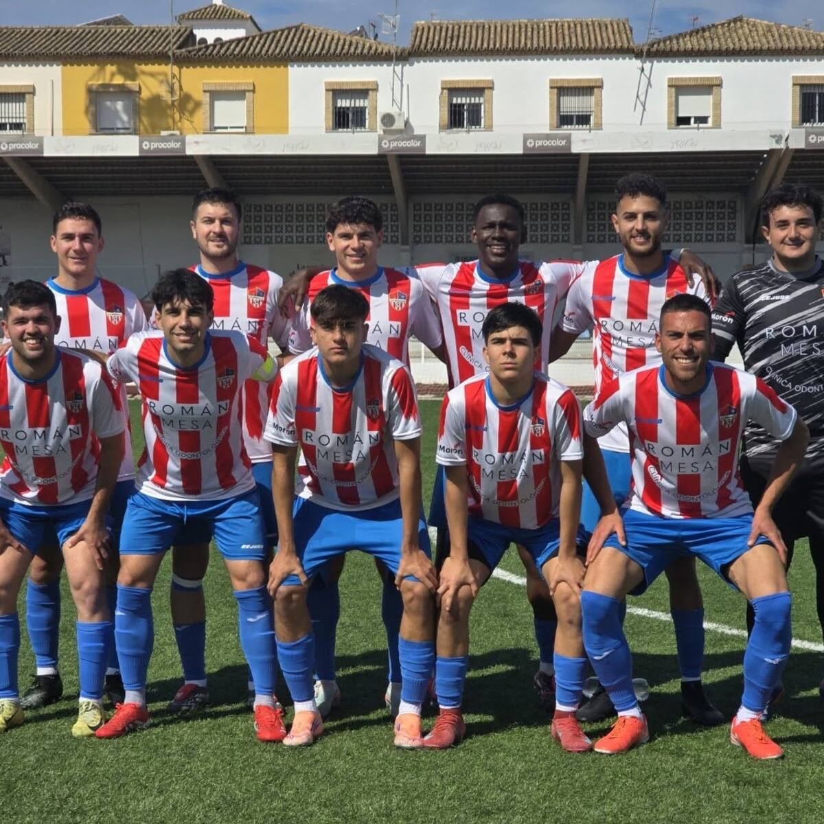 La UD Morón CF empata ante la Peña Deportiva Rocera finalizando con un 4-4
