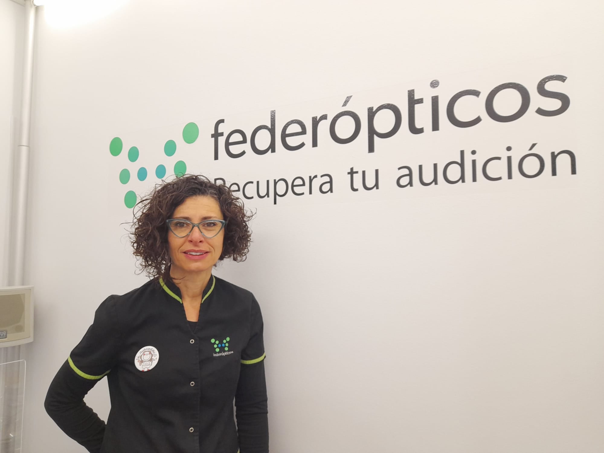 Ana Pérez, audiometrista de Federópticos Yolanda Cuenca.
