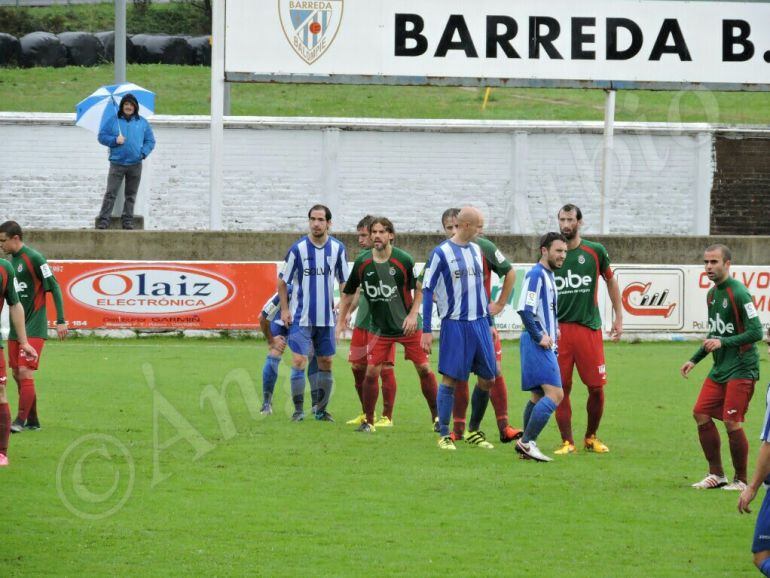 Lance del partido entre Gimnástica y Barreda