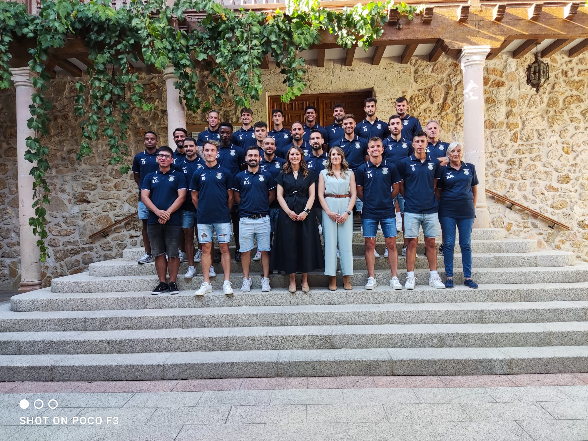 La Arandina cumplió esta semana con la tradicional visita al santuario de la Virgen de las Viñas antes del inicio de competición