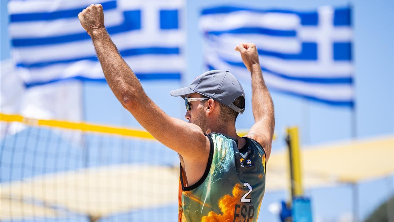 Robert Sanfélix celebra la plata en tierras griegas