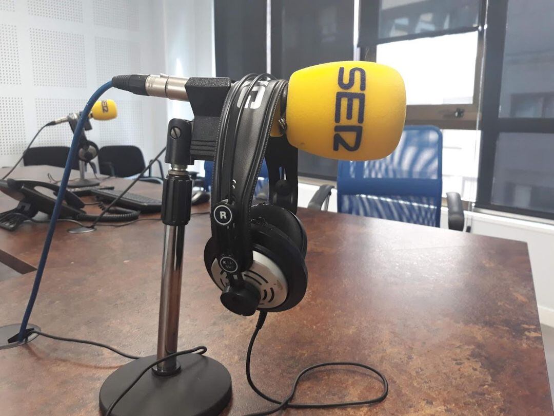 Rueda de Prensa de Jon Pérez Bolo y tiempo de opinión de Carlos Rivas. El embutidos Pajariel Bembibre sueña con el play-off lo mismo que pretende el CDP en su visita a Zamora.