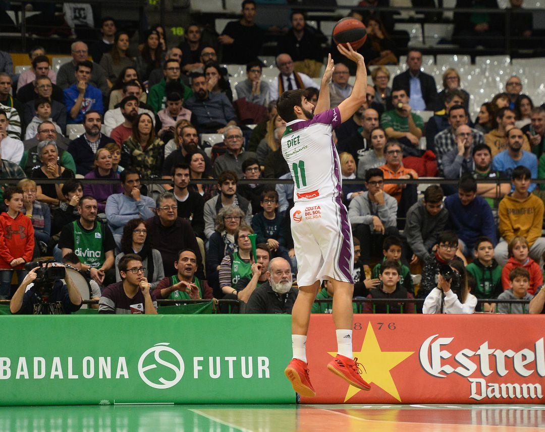 El alero madrileño se compromete con el Canarias para las dos próximas temporadas