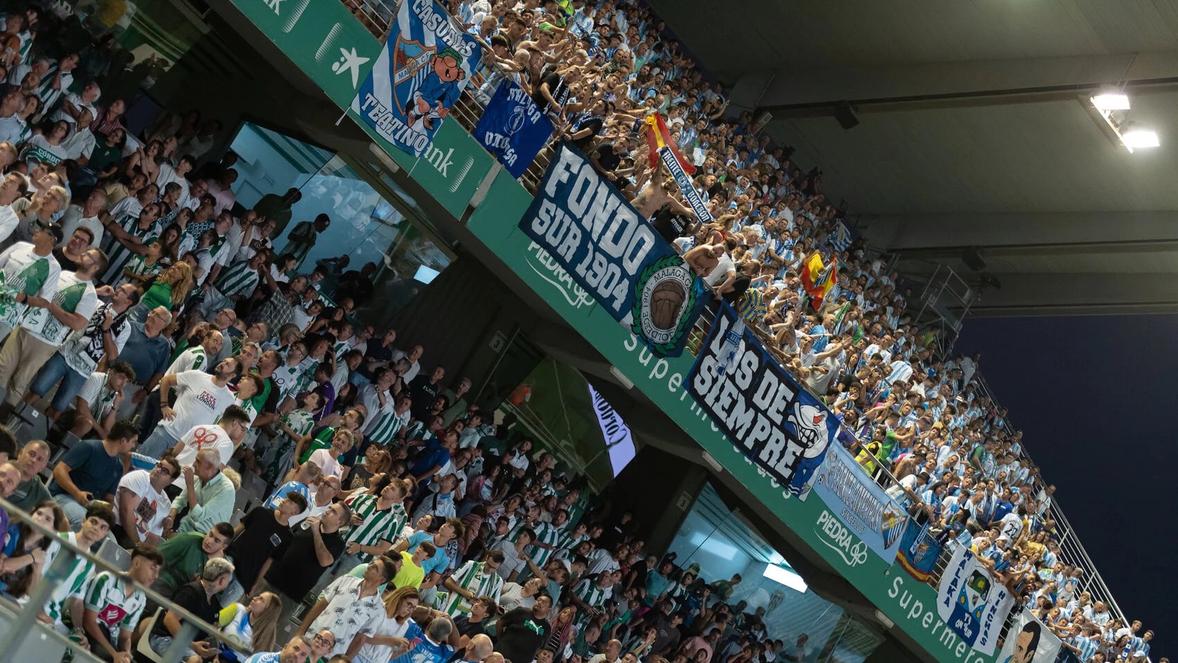 La afición del Málaga podrá asistir al encuentro contra el Córdoba en el Nuevo Arcángel