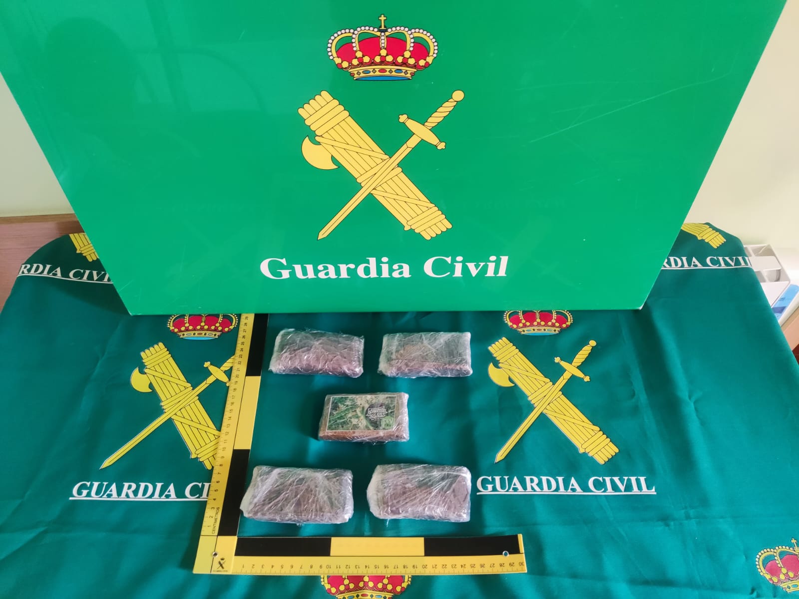 Hachís incautado por la Guardia Civil en El Espinar, Segovia