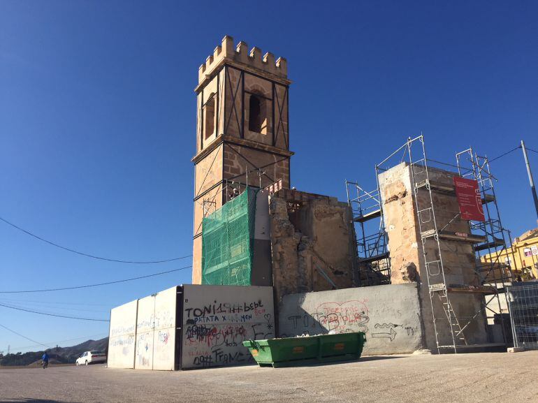 Iglesia de San Pedro, en los barrios altos de Lorca