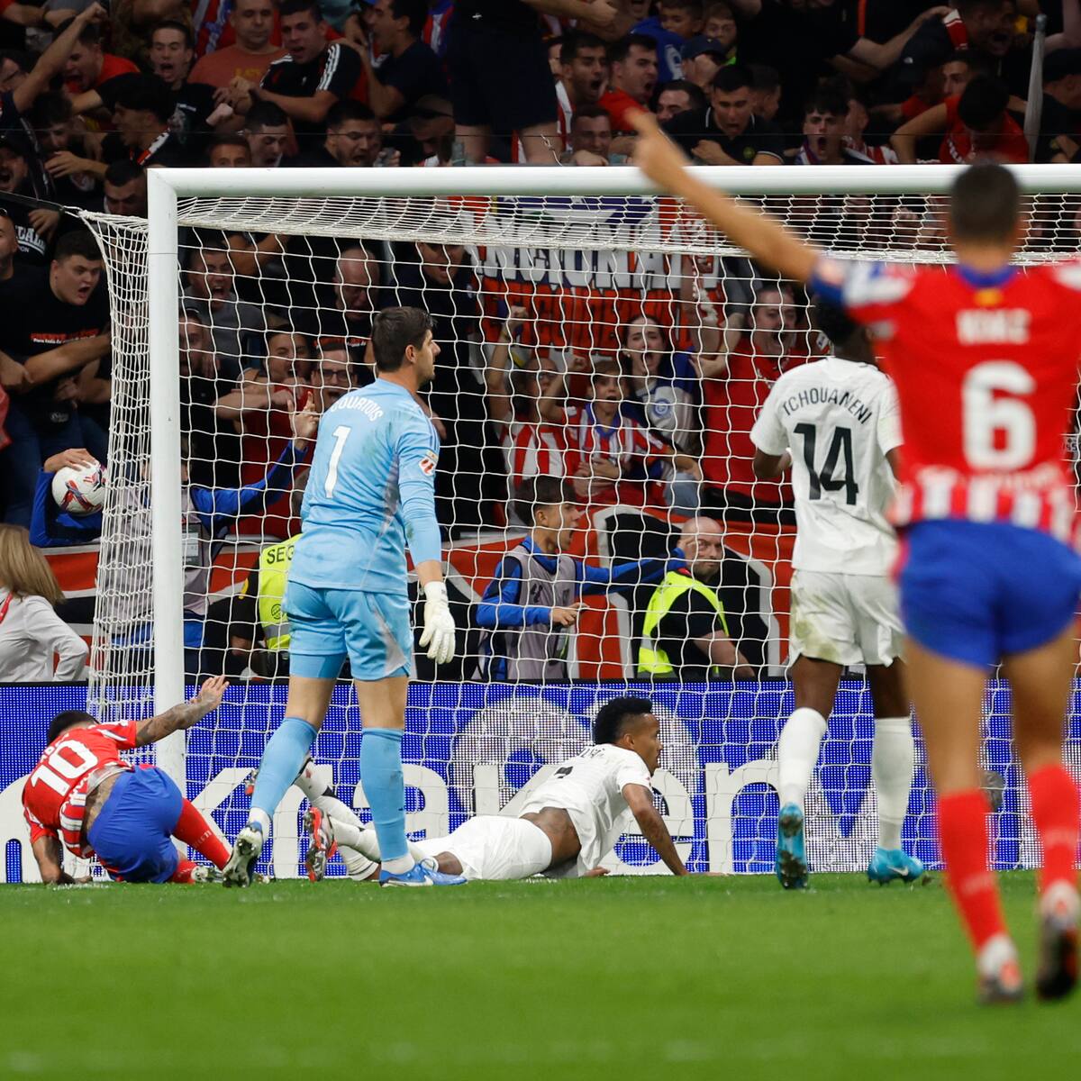 Pedja Mijatovic señala a Ancelotti tras el empate del Atlético de Madrid en el descuento: "Ahí quizá se ha equivocado"