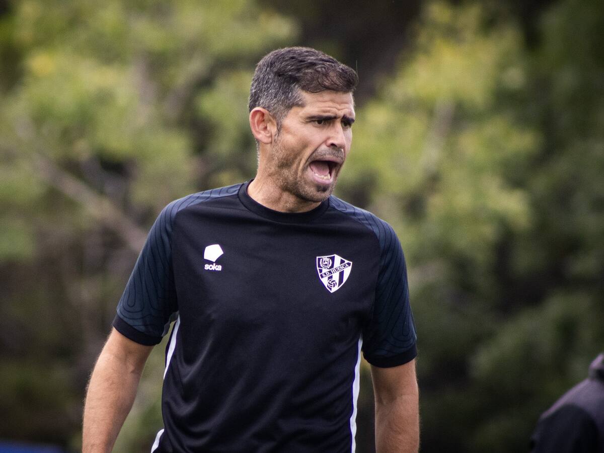 Antonio Hidalgo analiza el partido ante el Deportivo de La Coruña