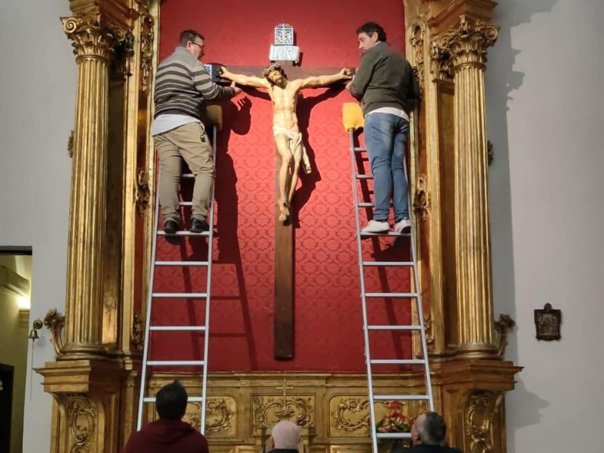 El engranaje invisible de la Semana Santa: así se construye una procesión en Murcia