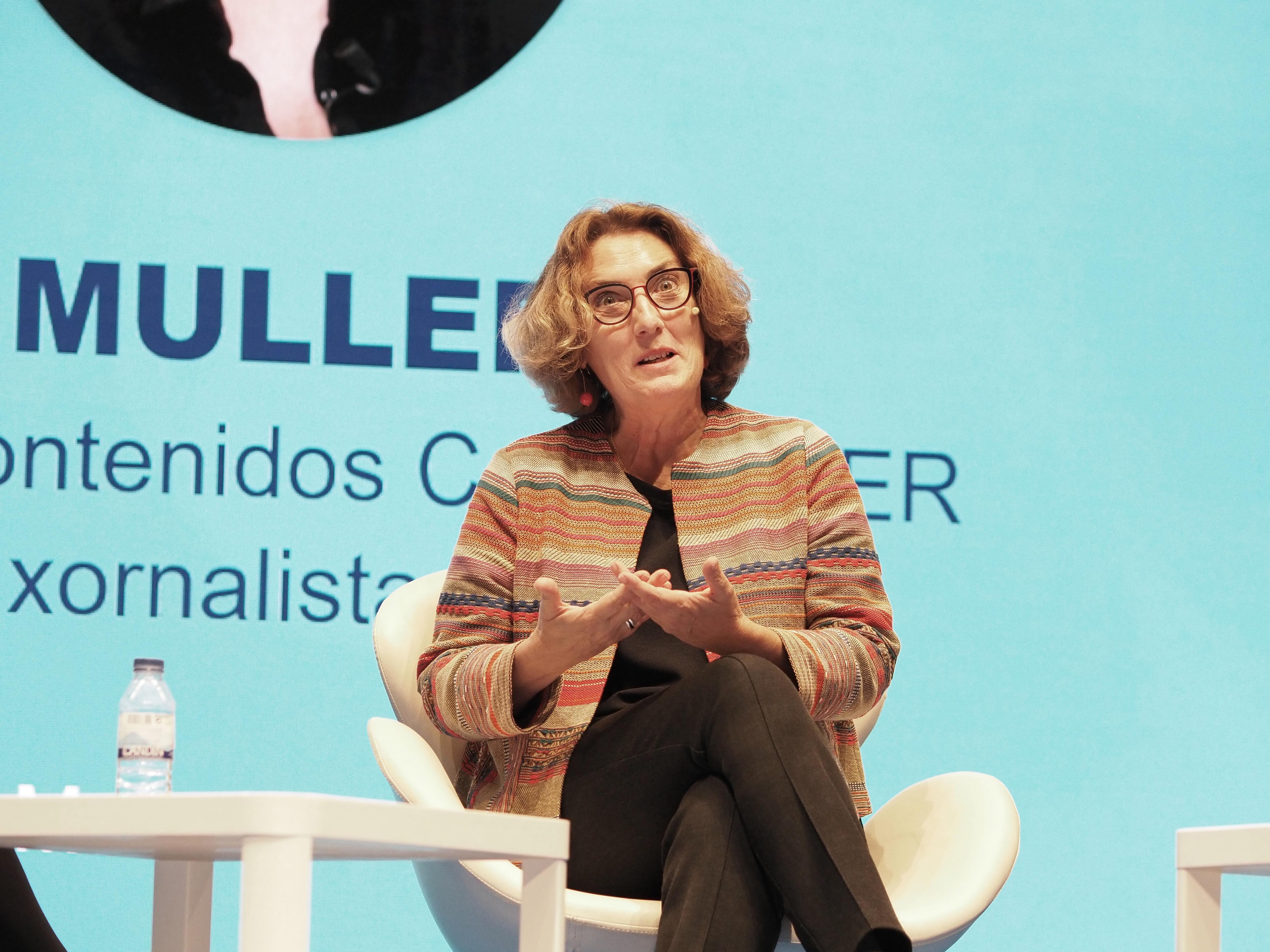 Montserrat Domínguez participou na mesa de Opinión de mulleres