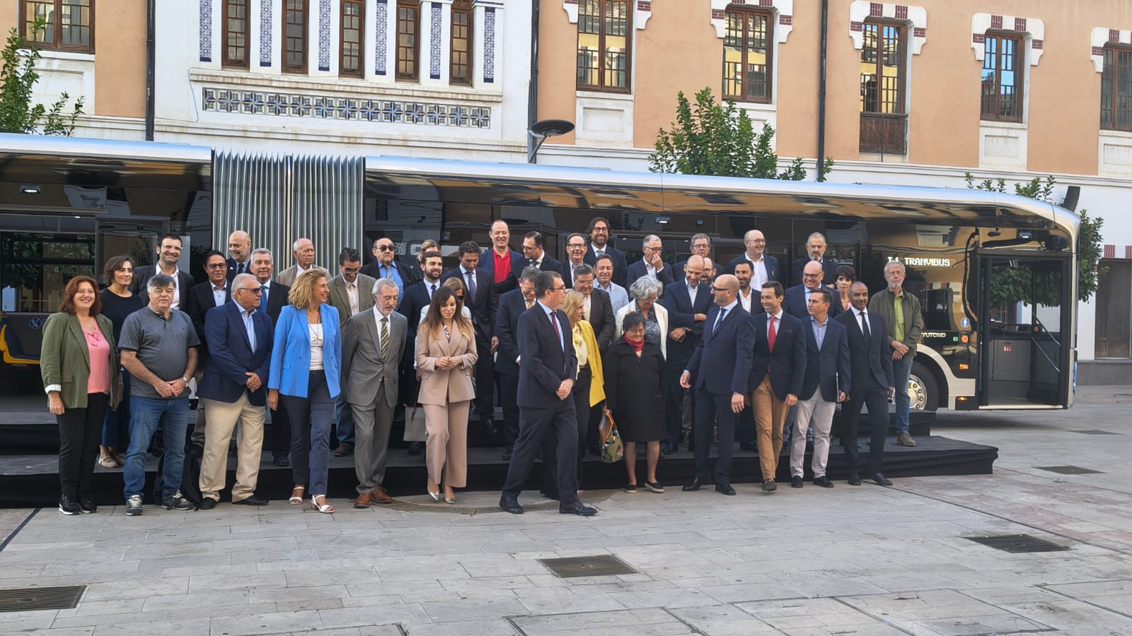 El Consejo Social de la ciudad en la presentación del tranvibús