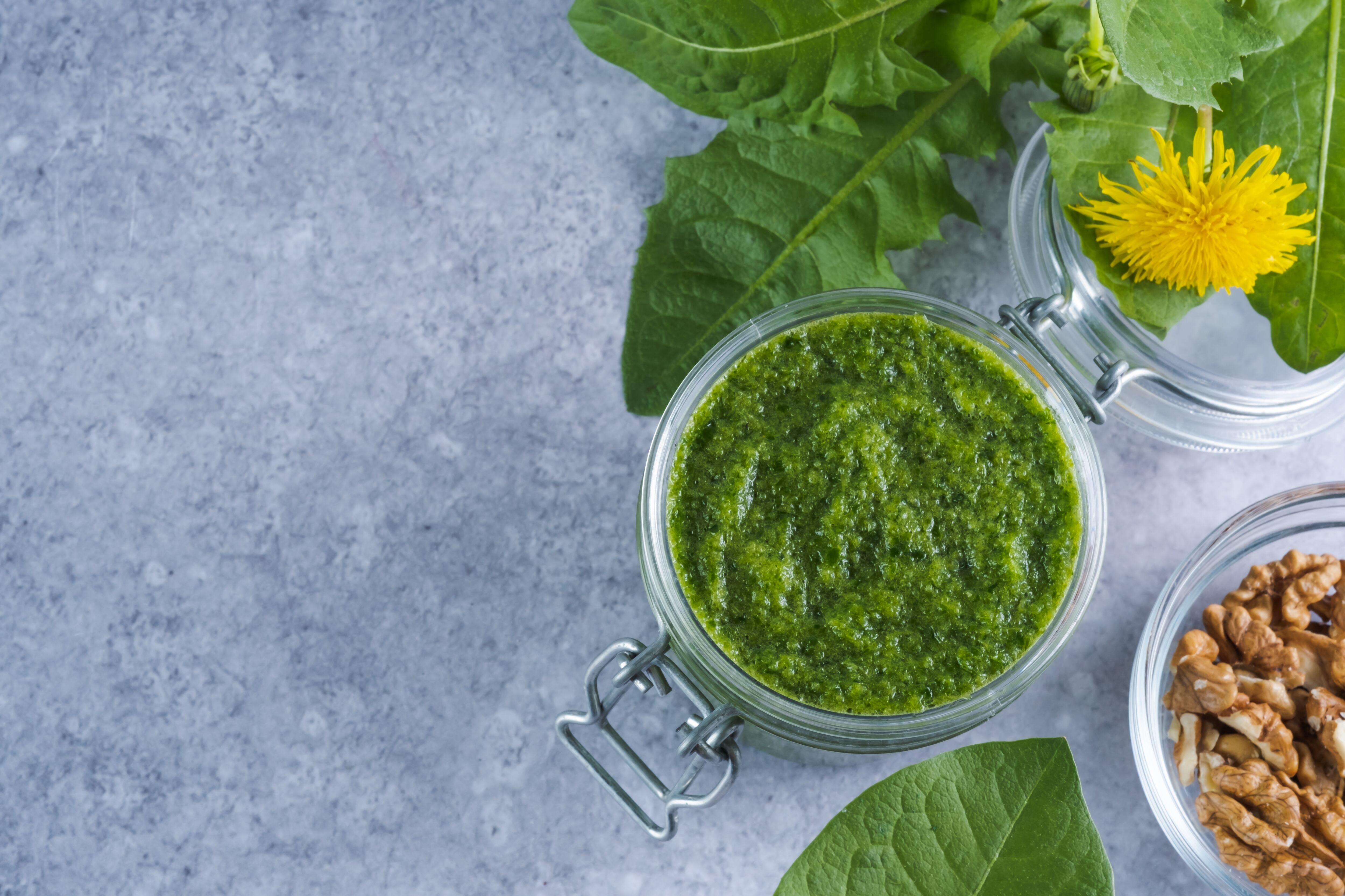Pesto de diente de león