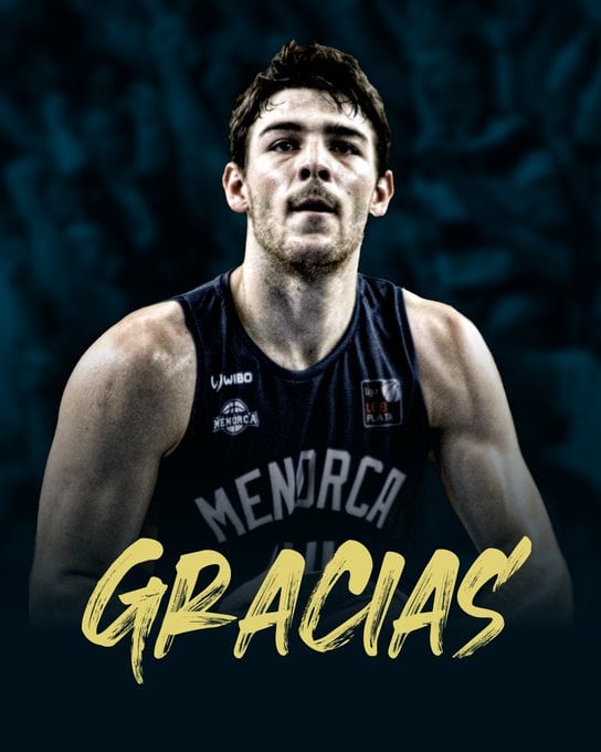 L'Hestia Menorca ha publicat aquesta imatge per agrair el compromís del jugador aquests anys a l'illa.
