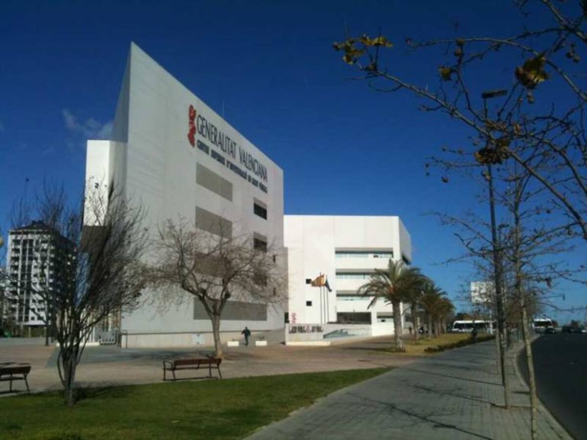 El PP pide el cese de la secretaria autonómica por el contrato de su hija