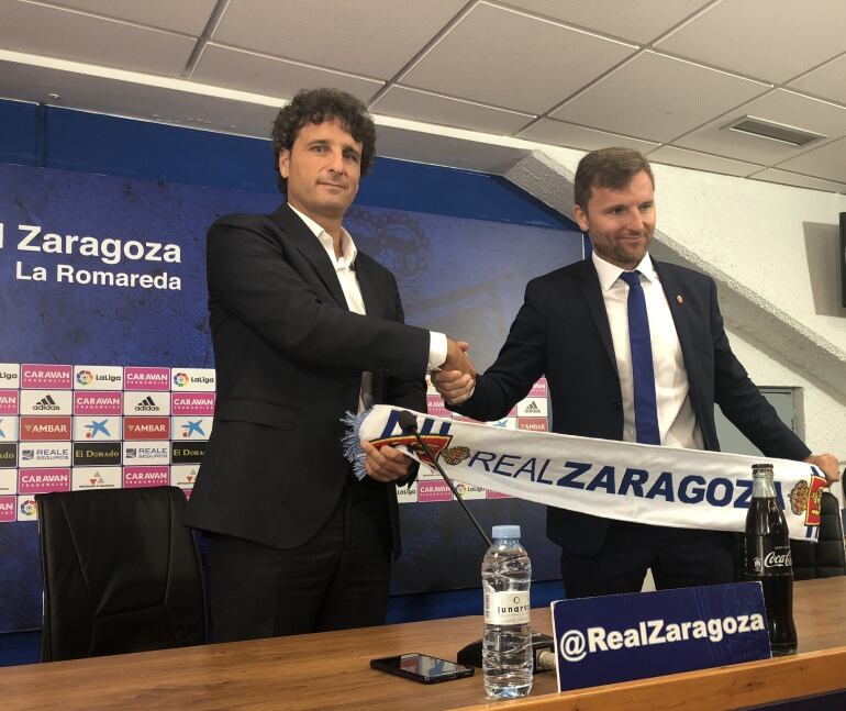 Imanol Idiakez, en su presentación junto al director deportivo, Lalo Arantegui