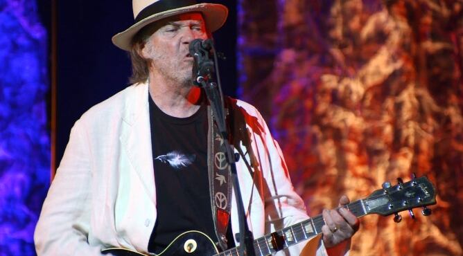 Neil Young en una escena de &#039;Journeys&#039;, el documental dirigido por Jonathan Demme