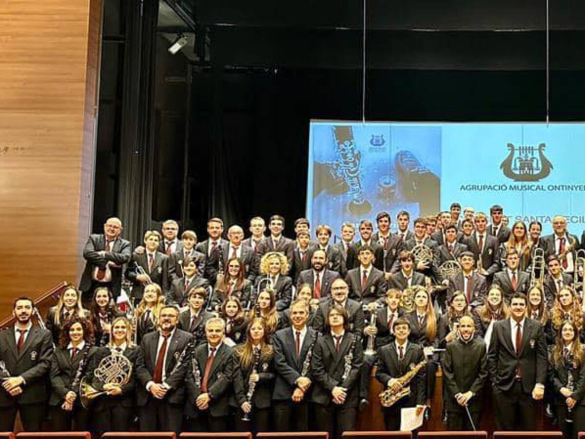 La Agrupació Musical d'Ontinyent lanza el II Concurso del Cartel de Santa Cecilia con 200 euros en premios