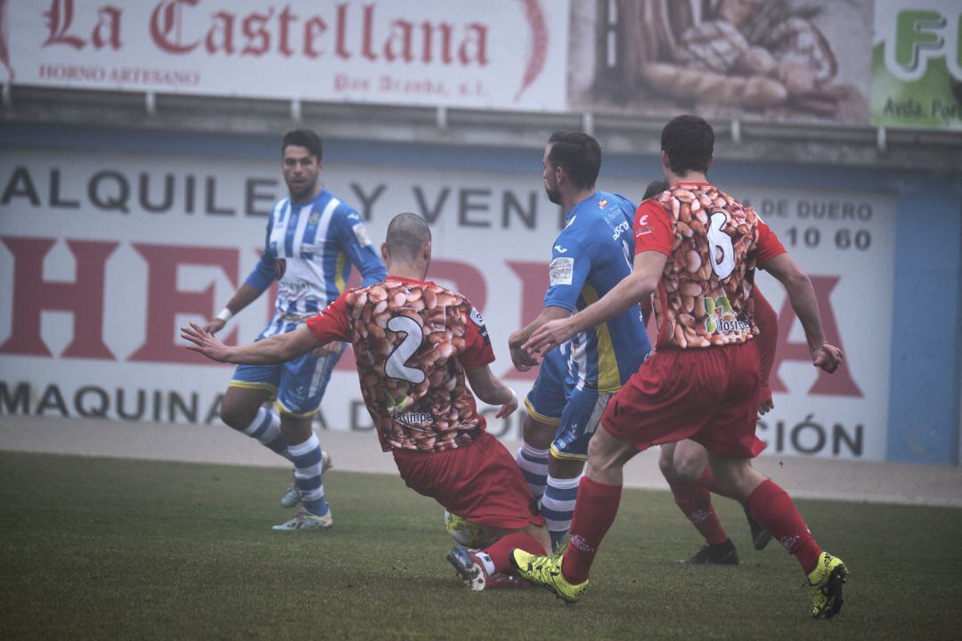 Imagen del encuentro que Arandina y La Granja protagonizaron la temporada pasada en El Montecillo