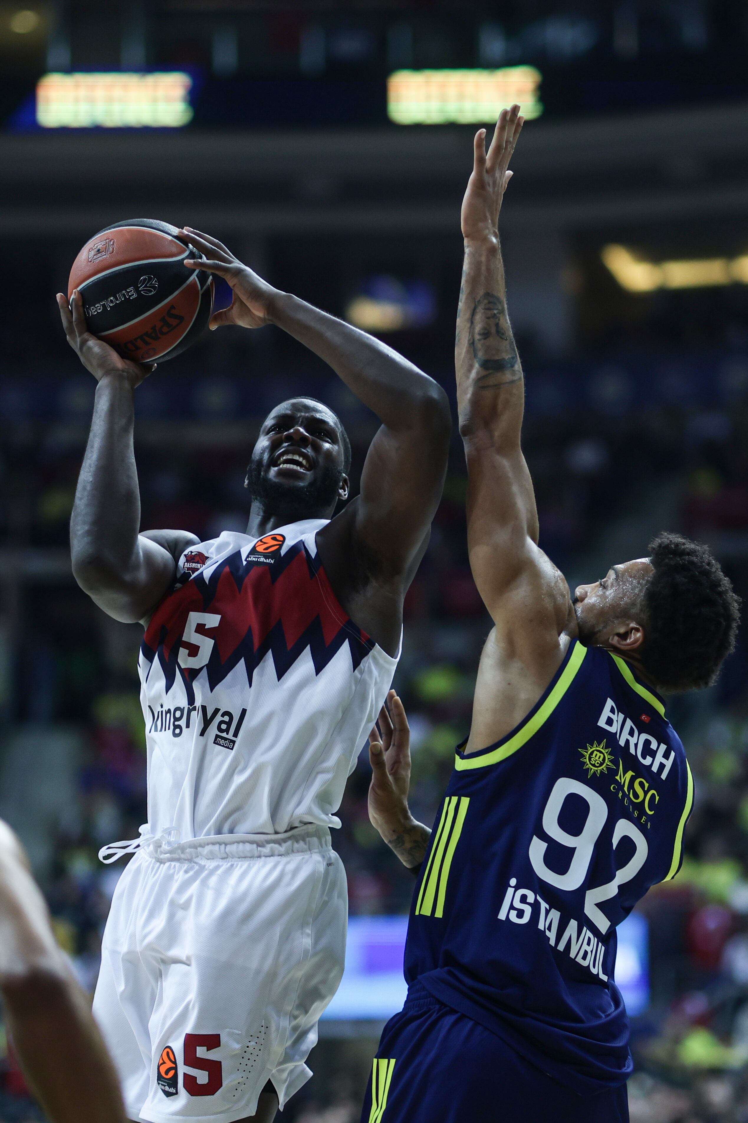 Derrota en Estambul.