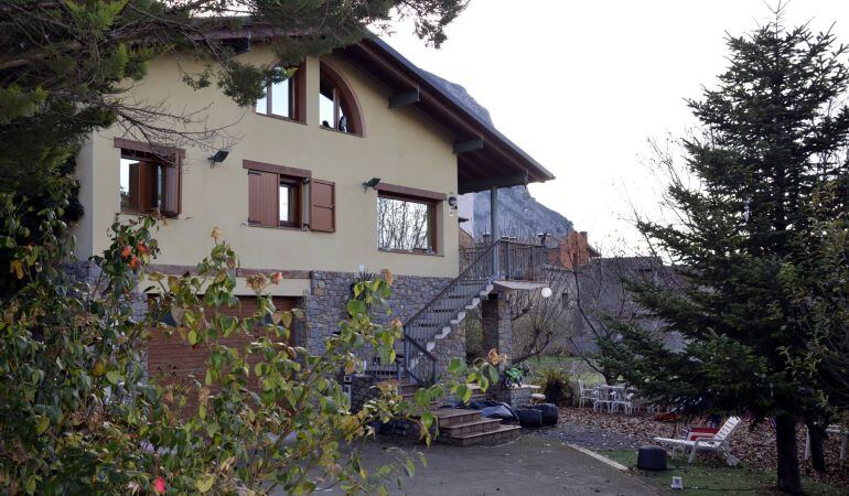 Imagen de la casa donde viven los padres de Nadia, en Fígols (Lleida).