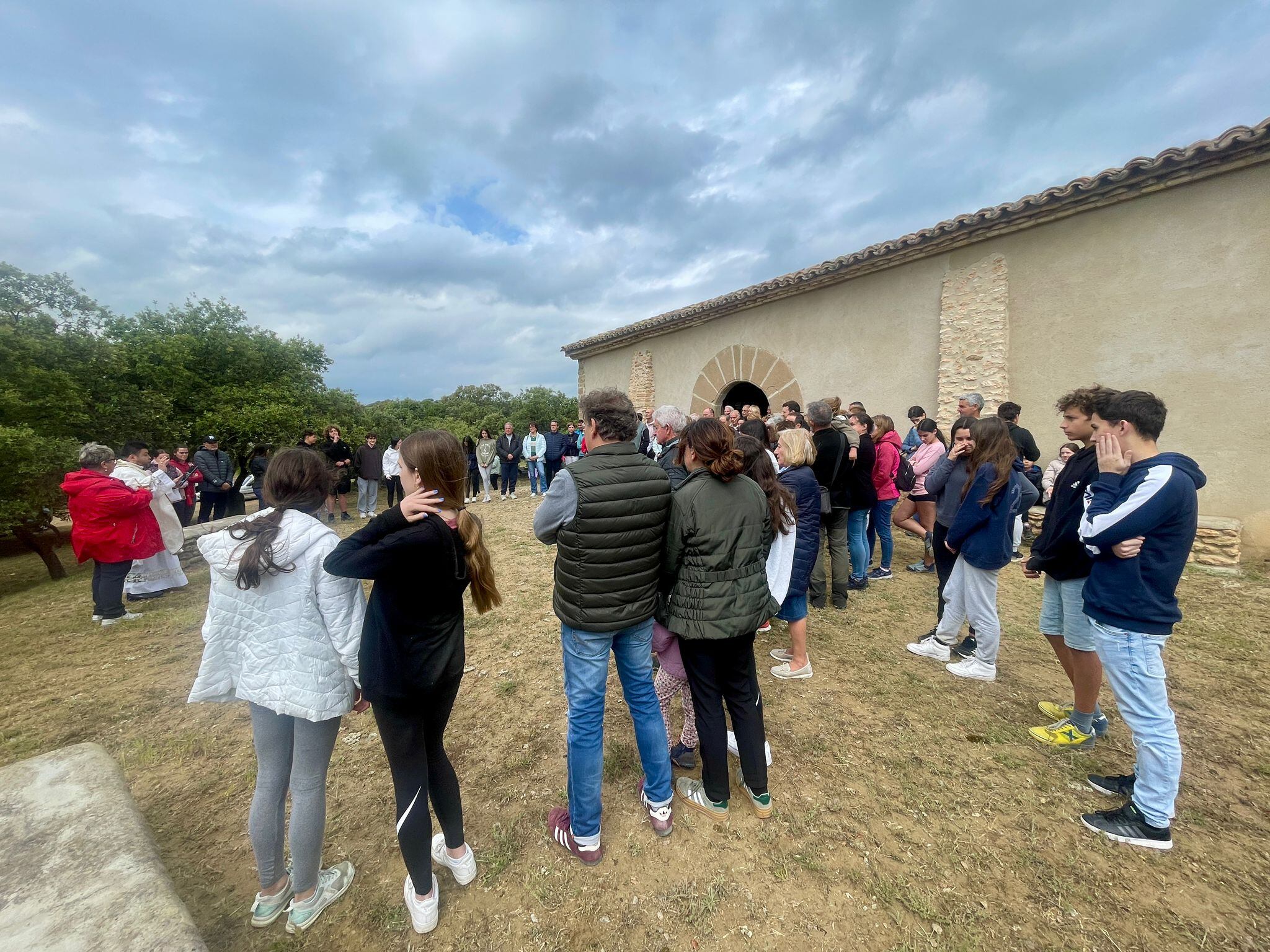 Tradicional romería de San Juan, Laluenga.