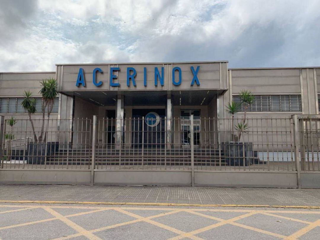 Fachada de la sede de Acerinox
