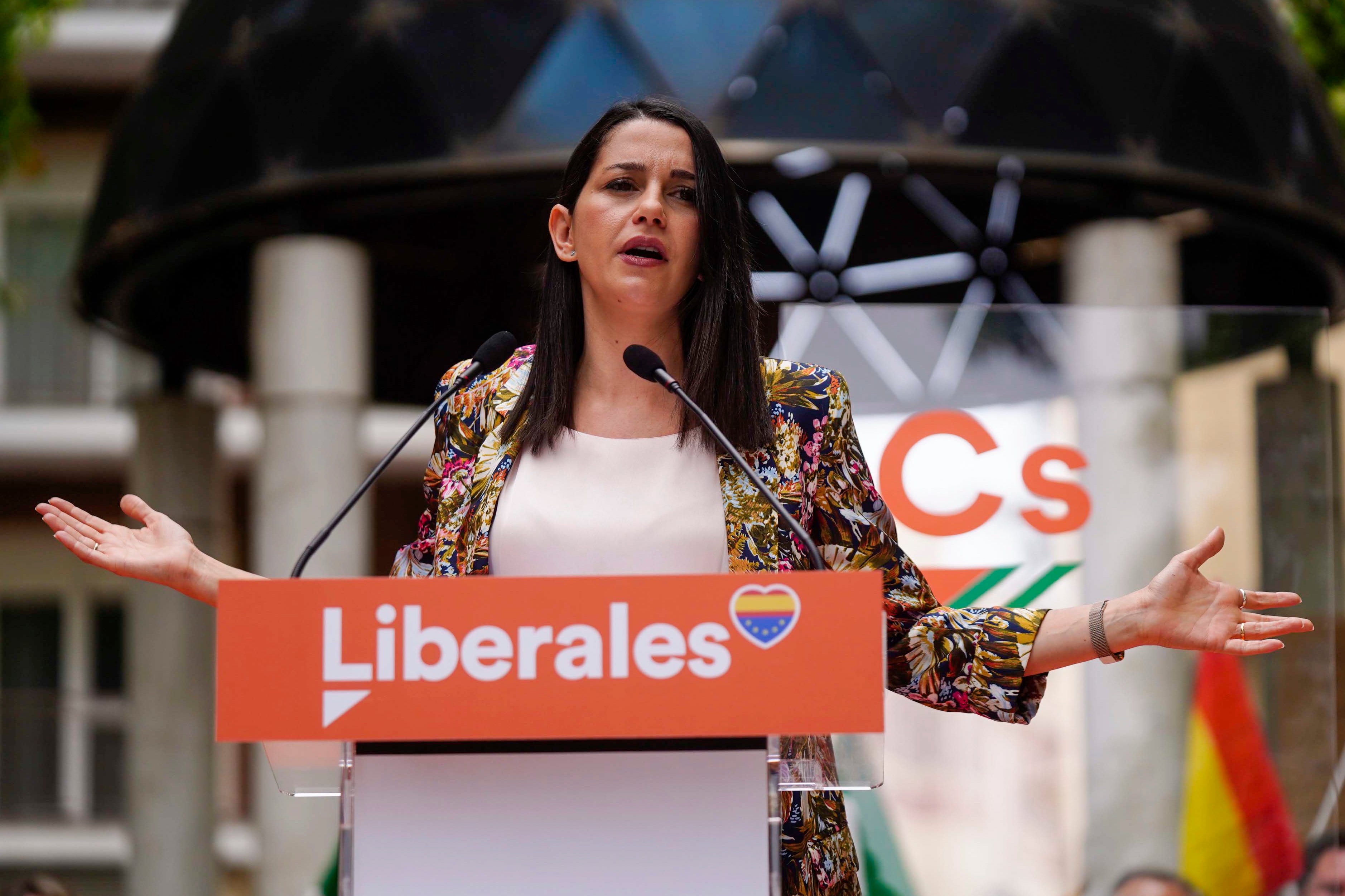 CÓRDOBA, 14/05/2022.- La presidenta de Cs, Inés Arrimadas, participa este sábado en Córdoba en el acto de presentación de los candidatos de Cs en las ocho provincias andaluzas a las elecciones autonómicas del 19Js. .EFE / Rafa Alcaide
