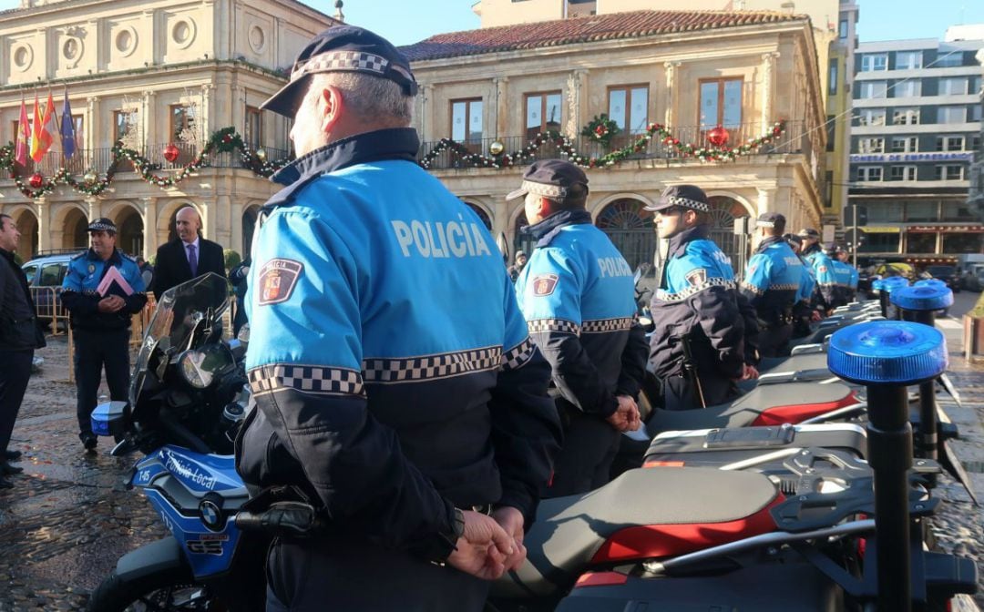 Agentes de la Policía Local de León