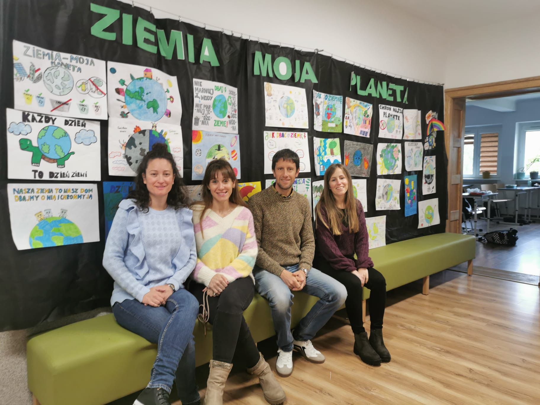 Profesores del colegio oscense en Praga