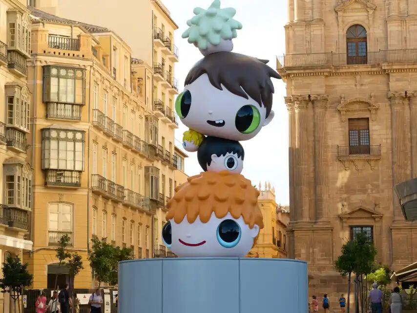 La escultura en el centro de Málaga