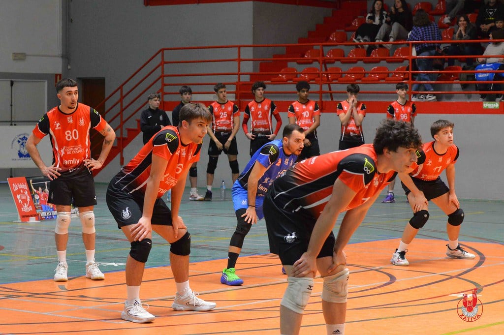 Equipo masculino Familycash Xàtiva Voleibol (Imagen: CV Xàtiva)