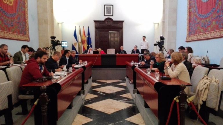 Imagen del interior del salón de plenos del Ayuntamiento de Jerez