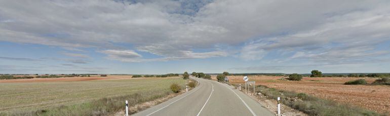 Carretera N-320, a su paso por Gabaldón, por cuyo corredor se construirá la Autovía Cuenca-Albacete