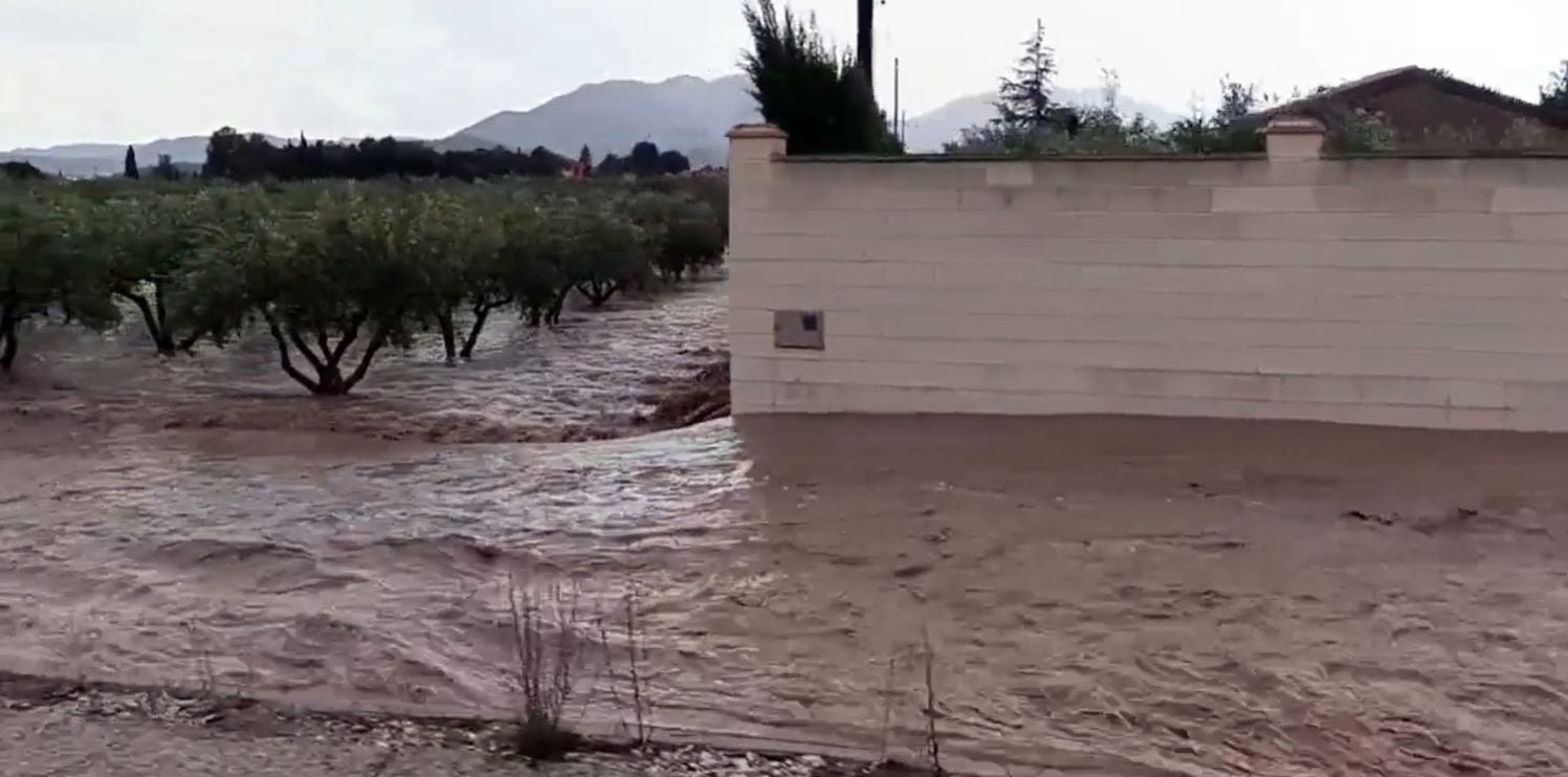 Captura de un video de MeteoAltiplano que dejan ver las consecuencias de la tormenta que ha caído en Yecla