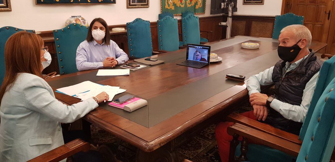 Reunión entre los hosteleros y el Ayuntamiento