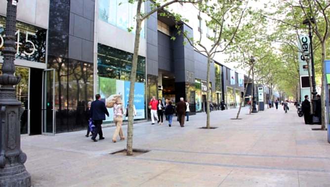 Les immediacions de la discoteca Bikini, on es va produir l&#039;apunyalament